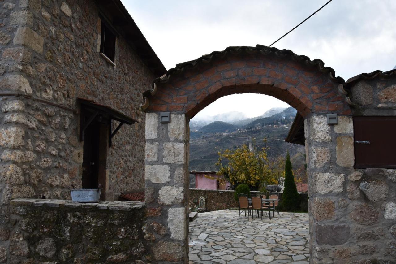 Paliokastro Guesthouse Synikia Mesi Trikalon Exterior foto