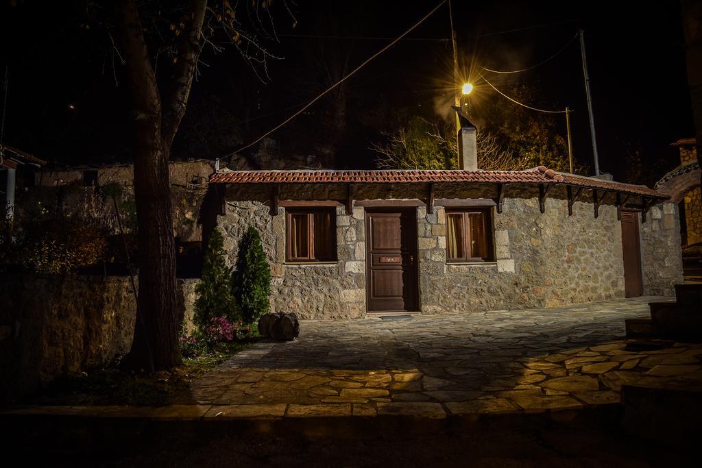Paliokastro Guesthouse Synikia Mesi Trikalon Exterior foto